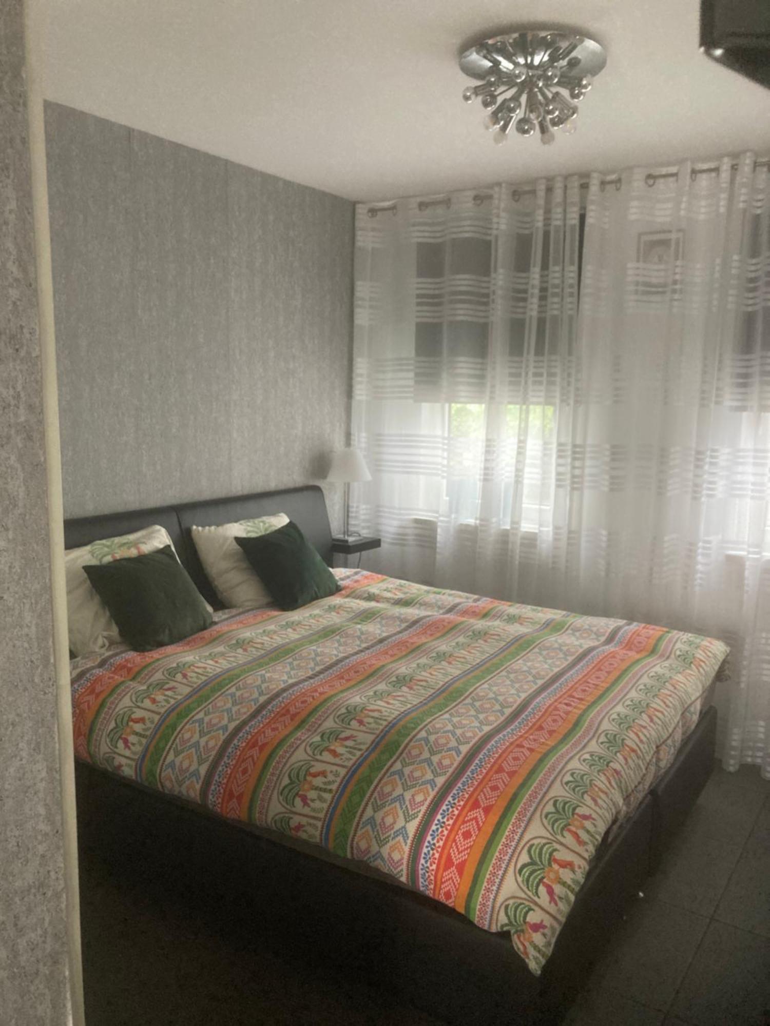 Bed & Breakfast 'T Westergouwertje 豪达 外观 照片