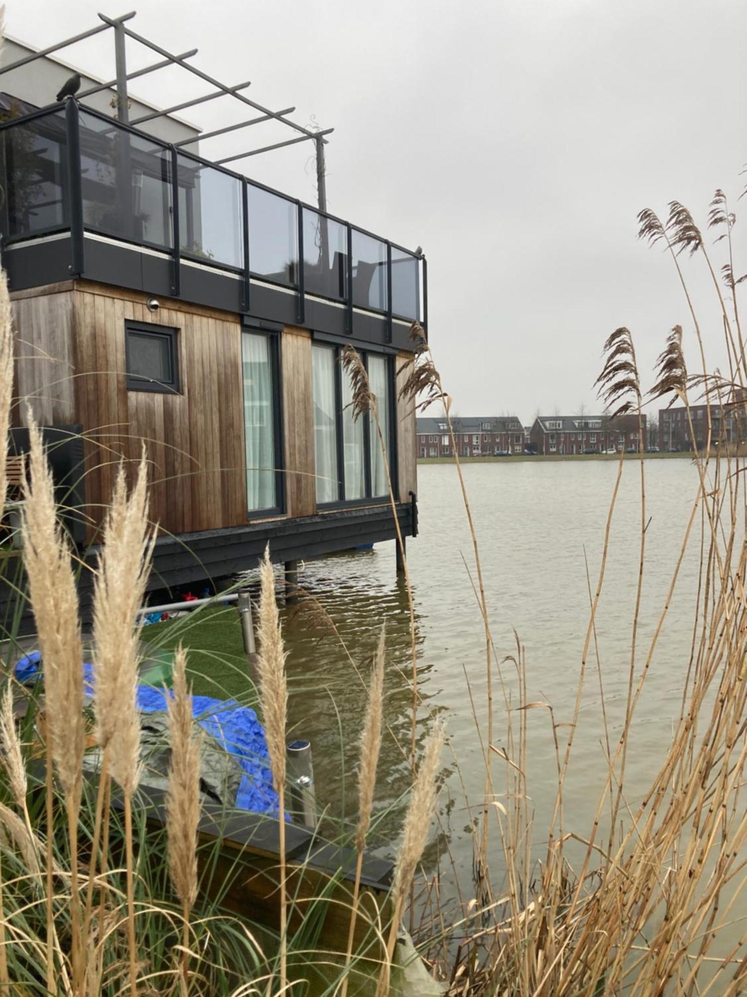 Bed & Breakfast 'T Westergouwertje 豪达 外观 照片